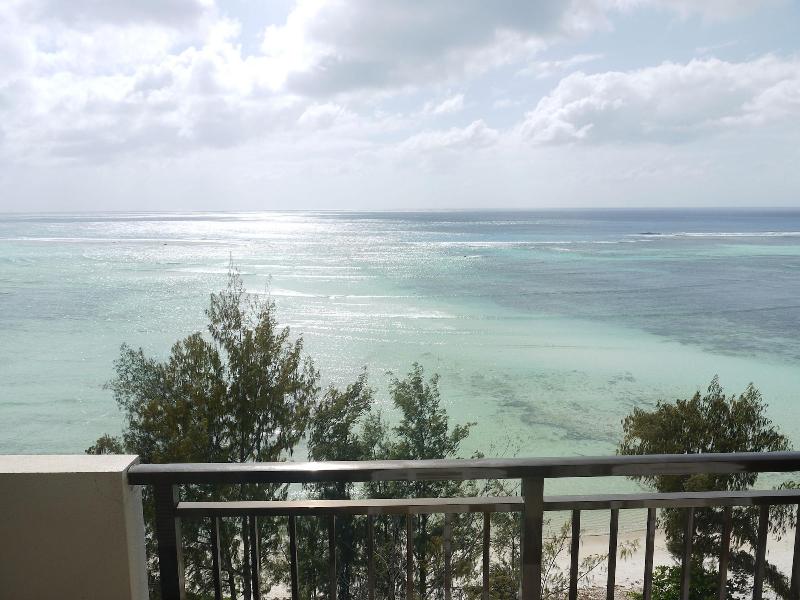 Aquarius Beach Tower image
