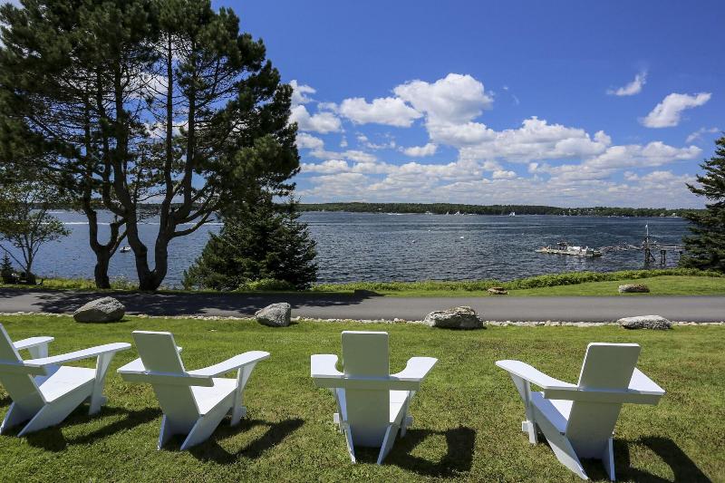 Spruce Point Inn Resort Spa image