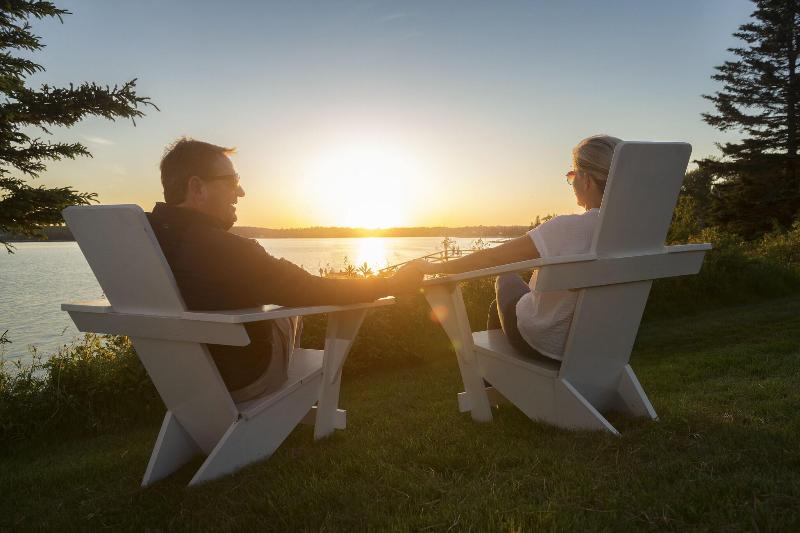 Spruce Point Inn Resort Spa image