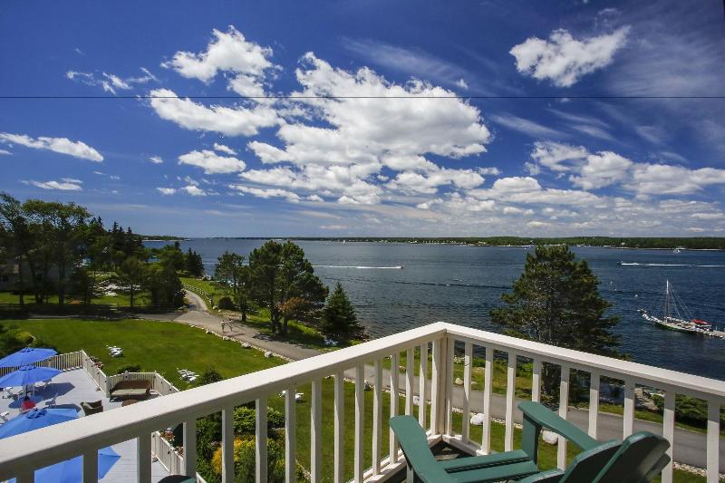 Spruce Point Inn Resort Spa image