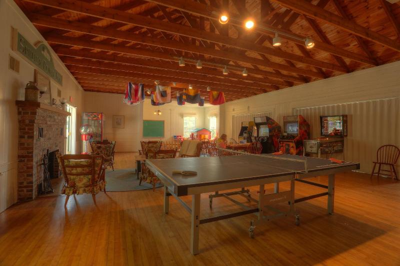 Spruce Point Inn Resort Spa image