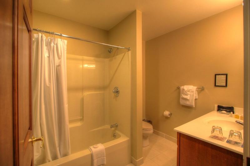 Spruce Point Inn Resort Spa image