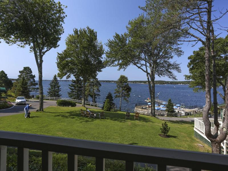 Spruce Point Inn Resort Spa image