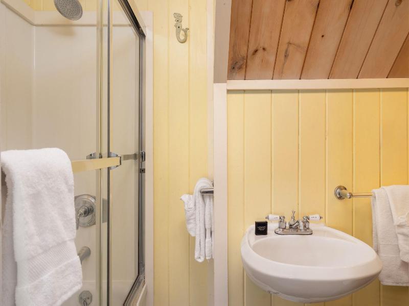 Spruce Point Inn Resort Spa image