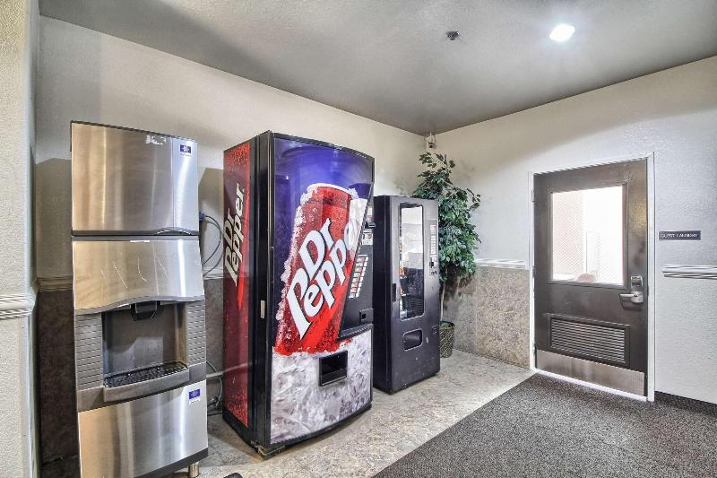 Motel 6 Mission Tx image