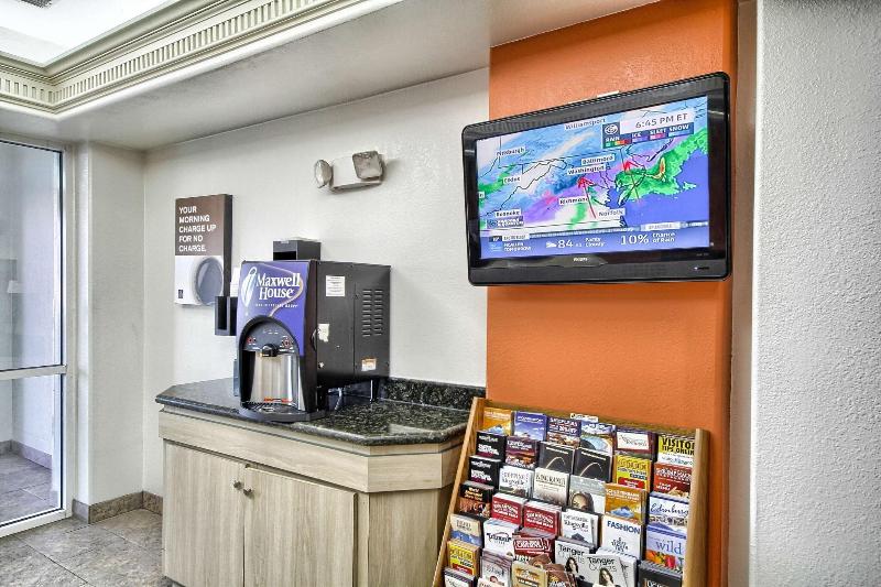 Motel 6 Mission Tx image