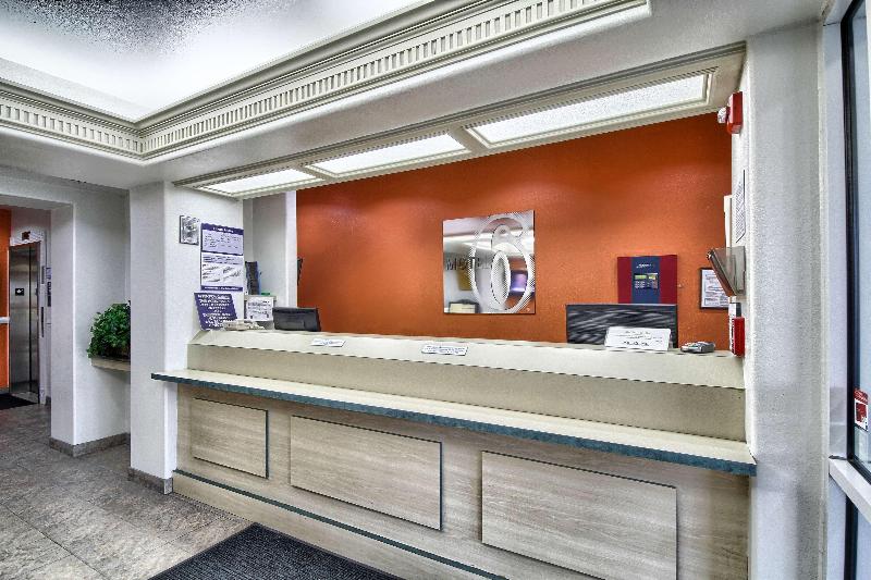 Motel 6 Mission Tx image