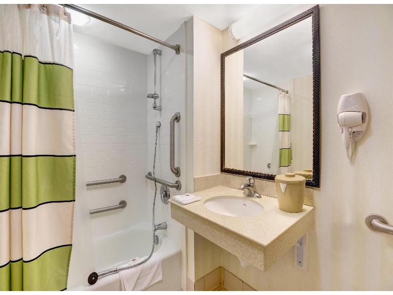 Motel 6 Milford image
