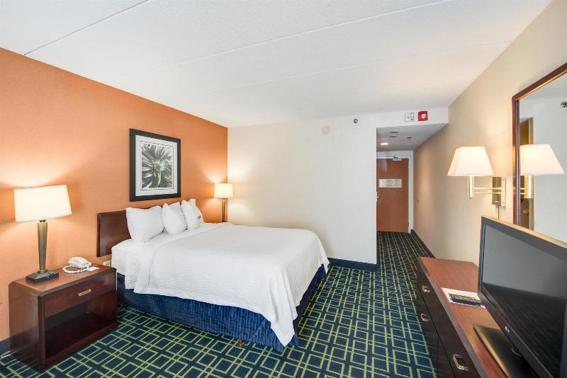 Motel 6 Milford image