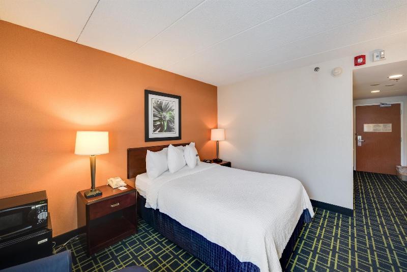 Motel 6 Milford image