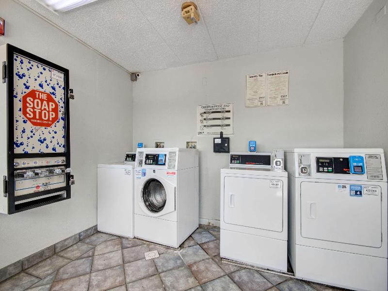 Motel 6 York image