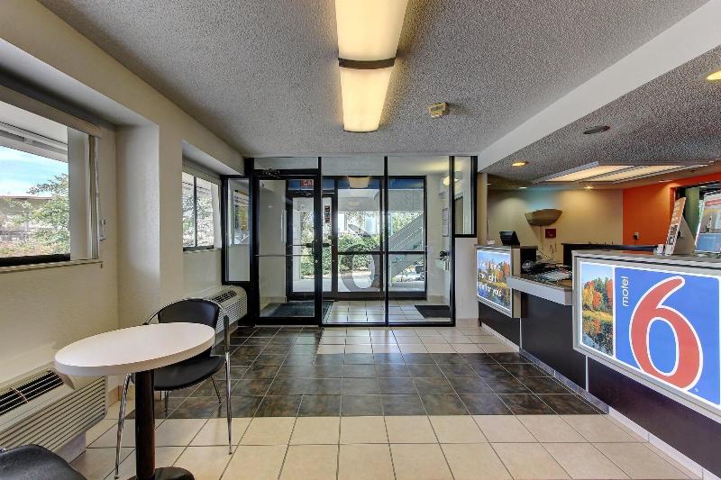 Motel 6 York image