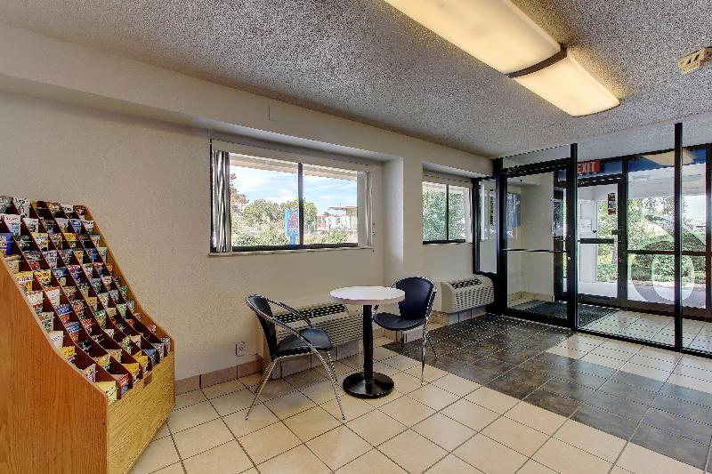 Motel 6 York image