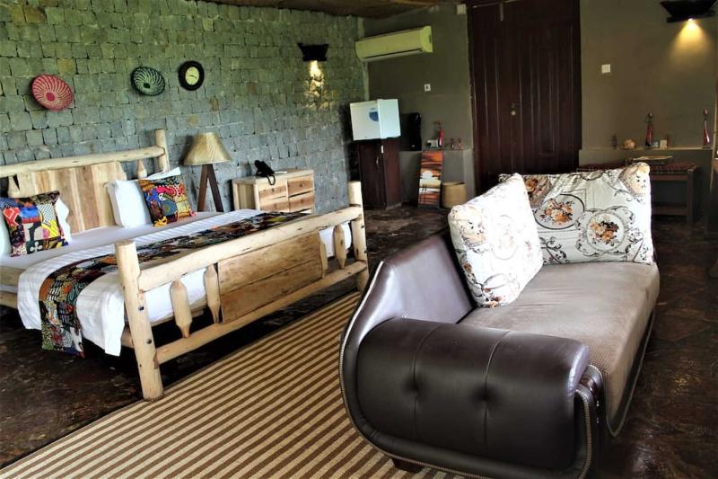 Wag Hill Lodge and Spa image