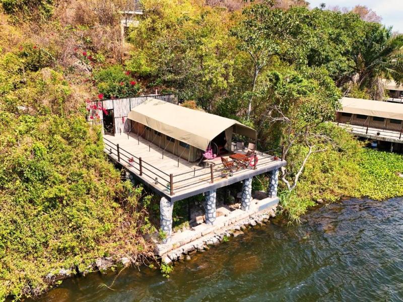 Wag Hill Lodge and Spa image