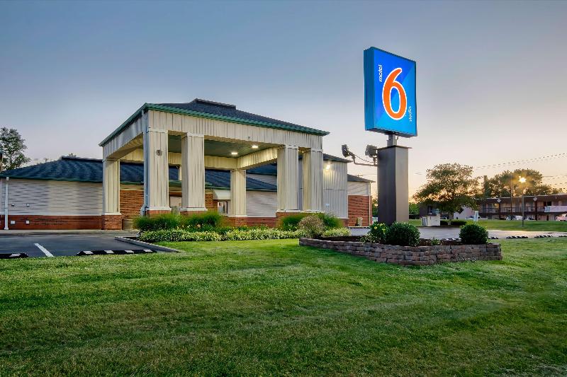 Motel 6 Georgetown Lexington North image