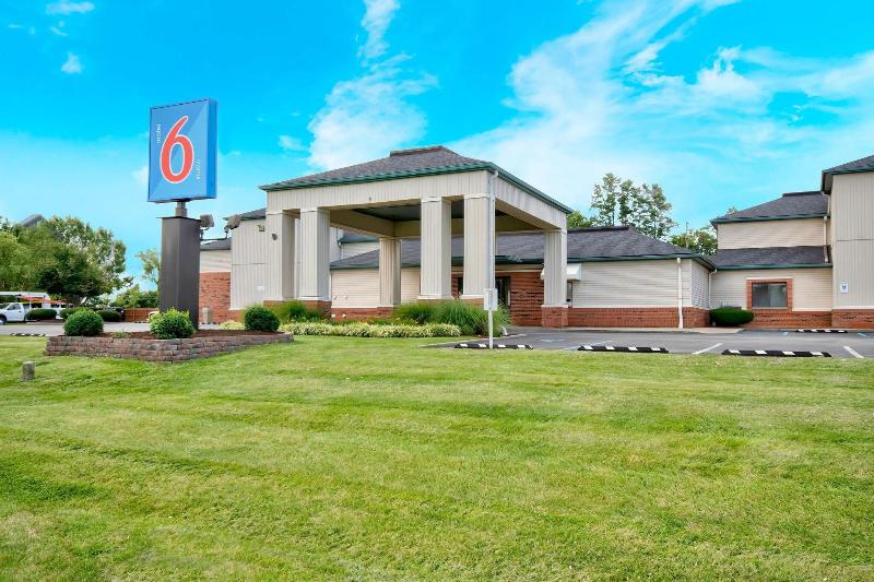 Motel 6 Georgetown Lexington North image