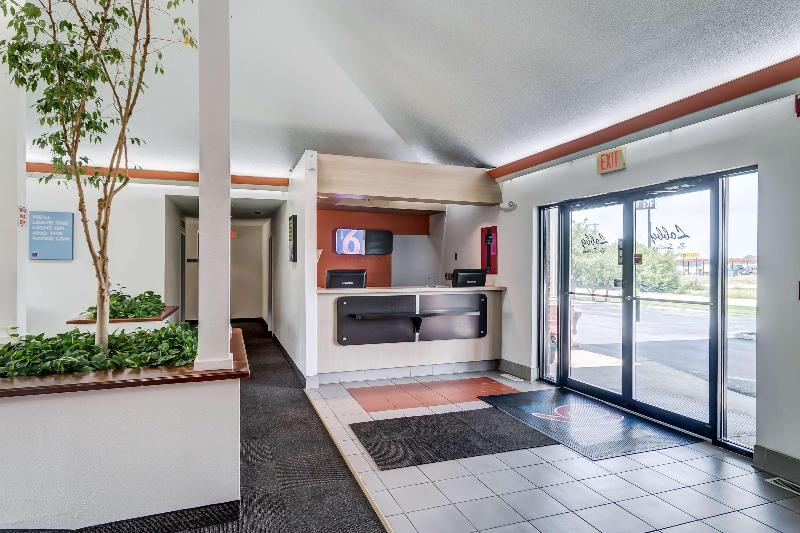 Motel 6 Georgetown Lexington North image
