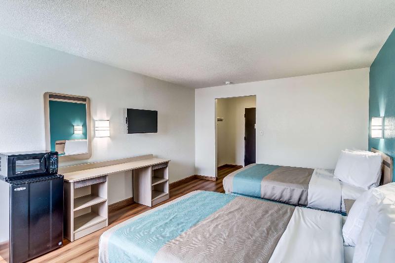 Motel 6 Georgetown Lexington North image