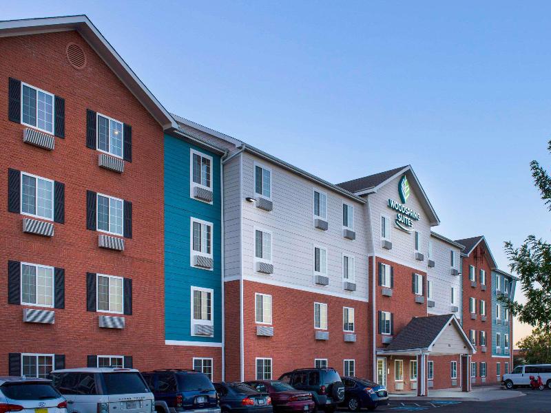 Woodspring Suites Denver Aurora - Image 1