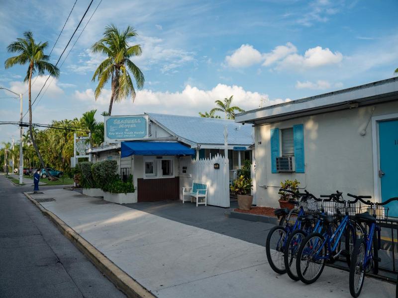 Seashell Motel Key West Hostel
