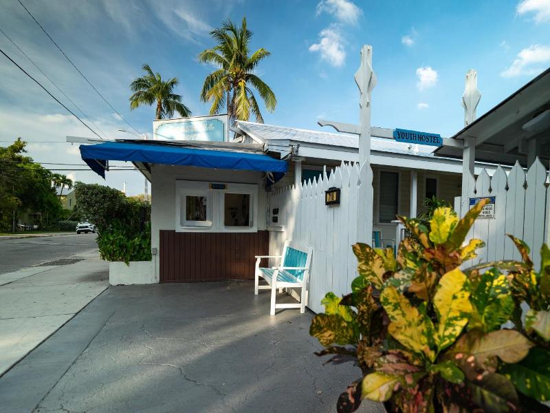 Seashell Motel Key West Hostel