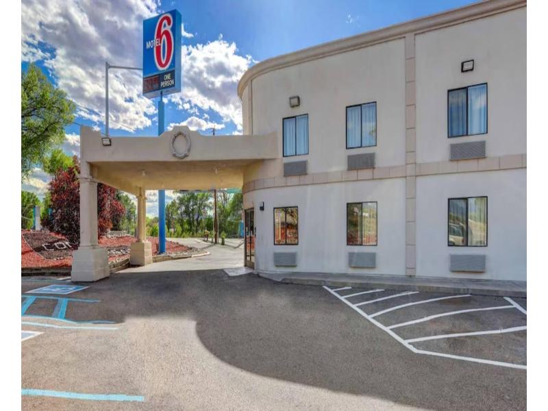 Motel 6 Espanola, Nm — general view