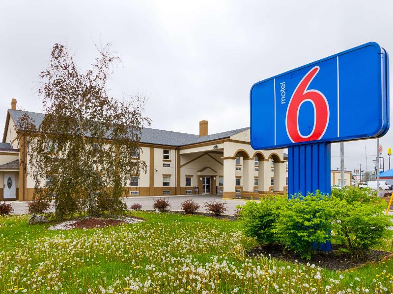 Motel 6 Sidney Oh image