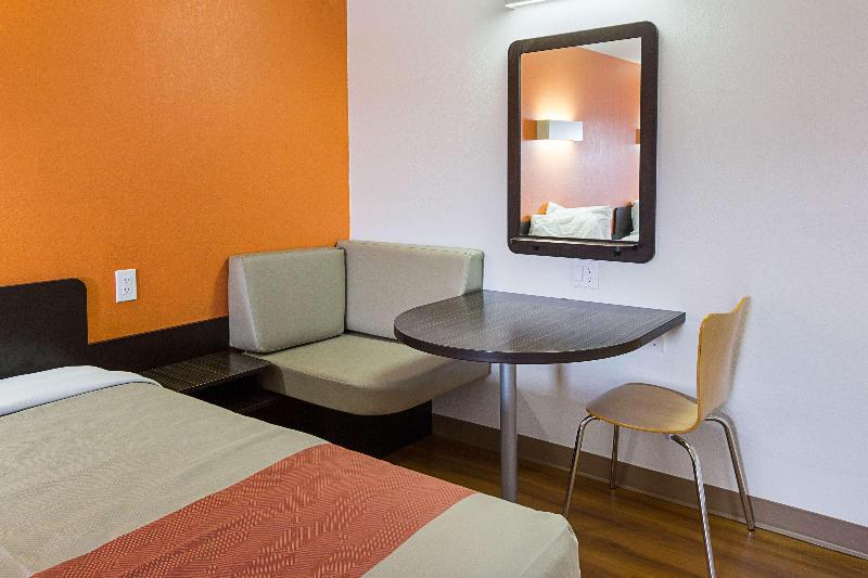 Motel 6 Sidney Oh image