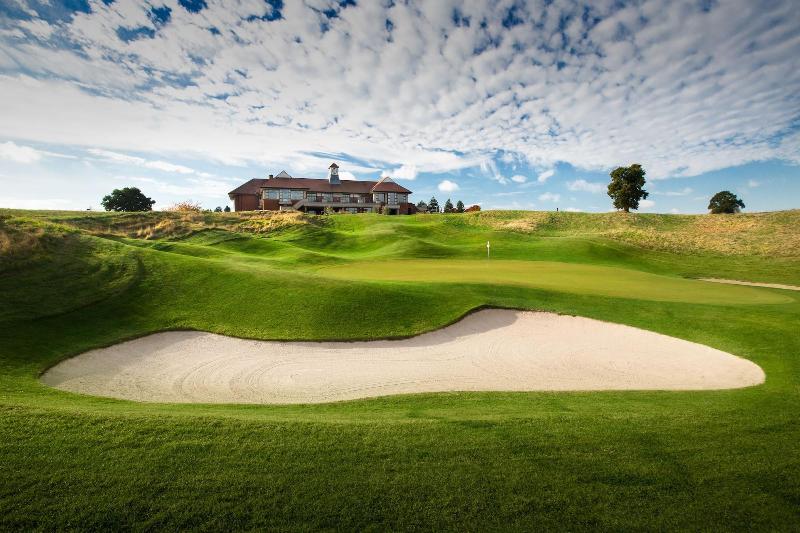 THE OXFORDSHIRE GOLF HOTEL AND SPA