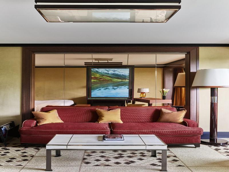 45 Park Lane Dorchester Collection image