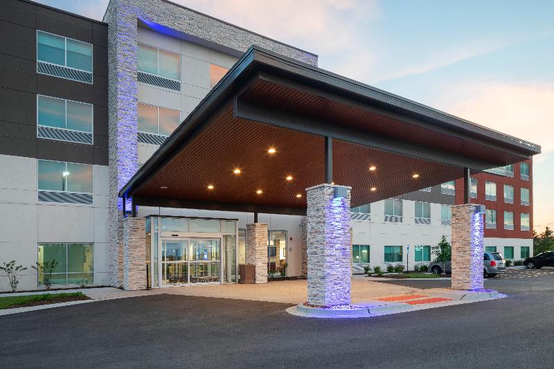 Holiday Inn Exp & Sts Bourbonnais East - Bradley image