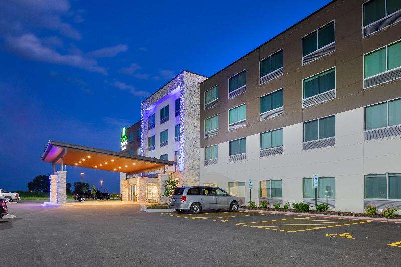 Holiday Inn Exp & Sts Bourbonnais East - Bradley image