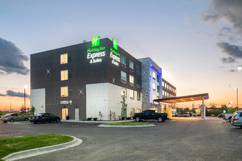 Holiday Inn Exp & Sts Bourbonnais East - Bradley image