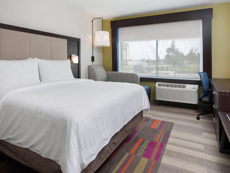 Holiday Inn Exp & Sts Bourbonnais East - Bradley image