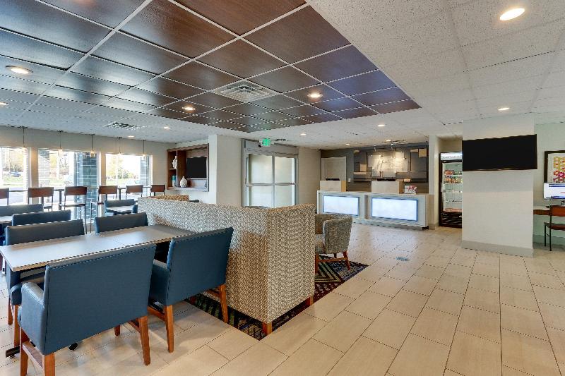 Holiday Inn Express Cincinnati North - Monroe image