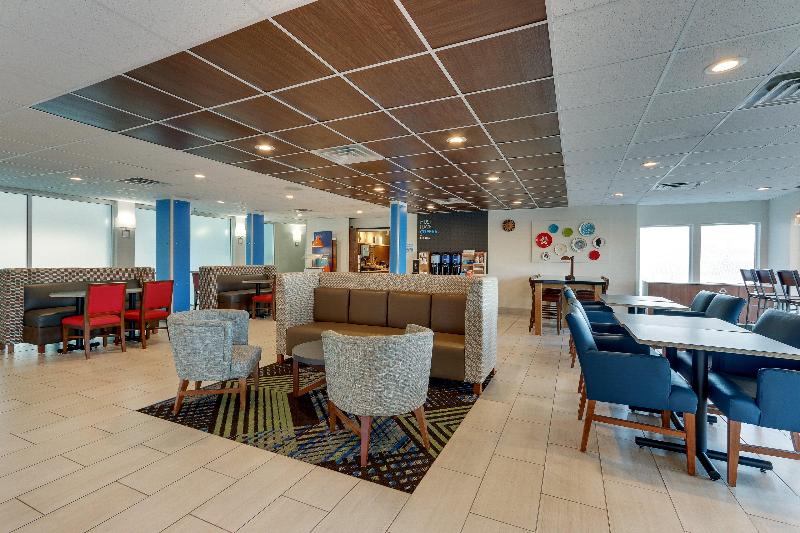 Holiday Inn Express Cincinnati North - Monroe image