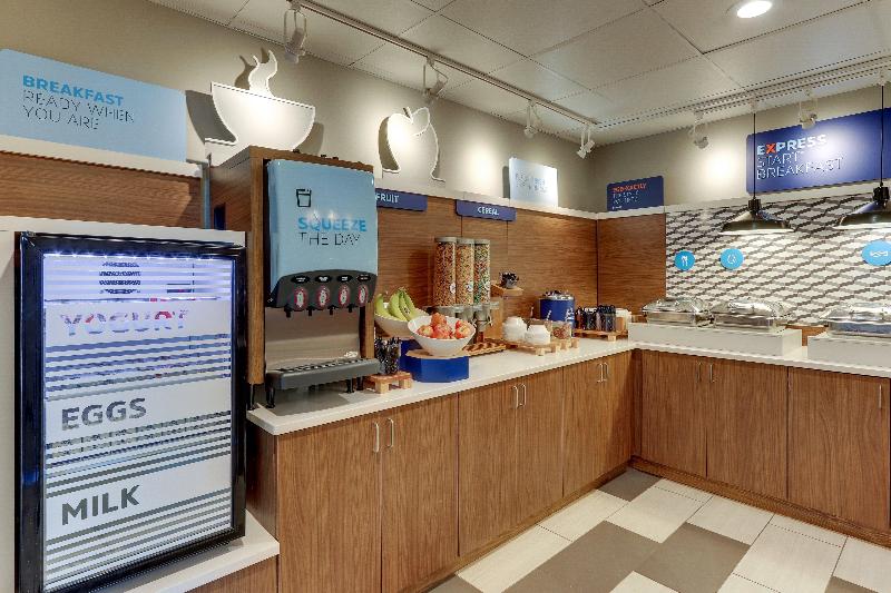 Holiday Inn Express Cincinnati North - Monroe image