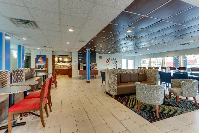 Holiday Inn Express Cincinnati North - Monroe image