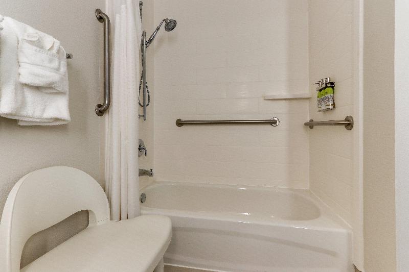 Holiday Inn Express Cincinnati North - Monroe photo 17