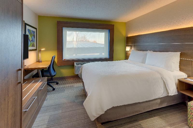 Holiday Inn Express Cincinnati North - Monroe image