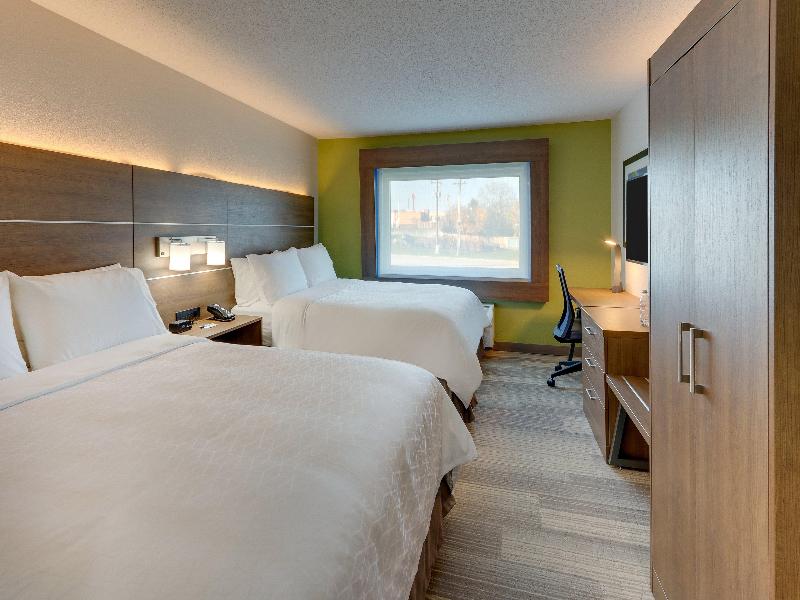 Holiday Inn Express Cincinnati North - Monroe image