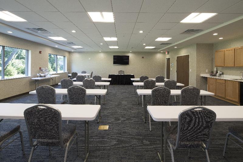 Holiday Inn Express & Suites Michigan City image