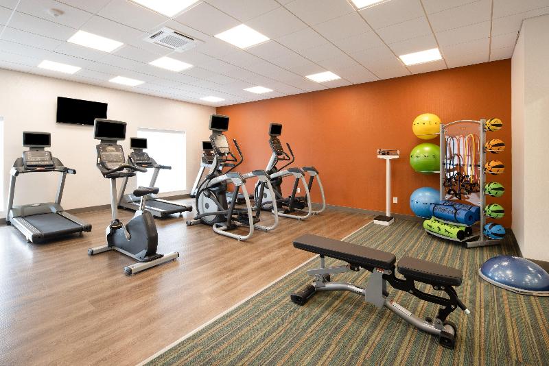 Holiday Inn Exp & Sts Ft Myers Beach-Sanibel G/wy image