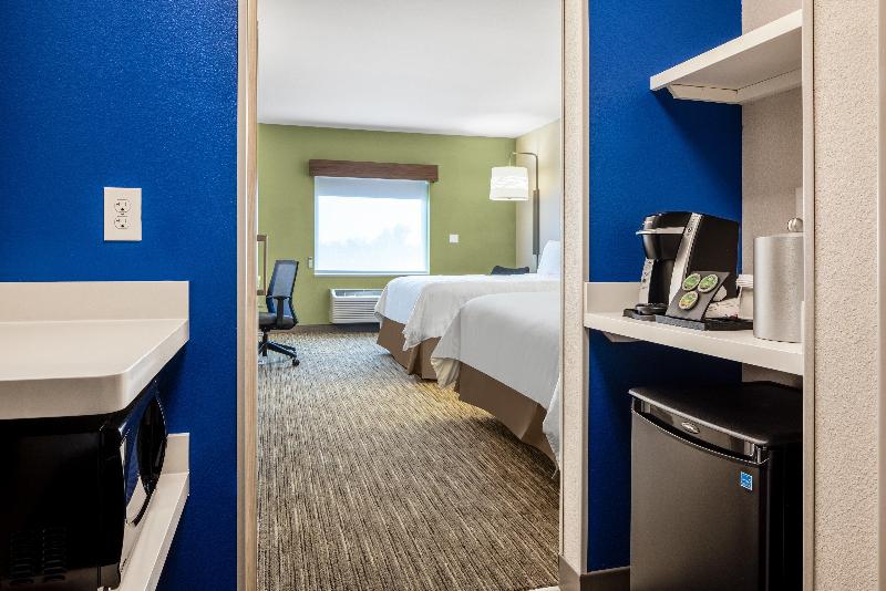 Holiday Inn Exp & Sts Ft Myers Beach-Sanibel G/wy image