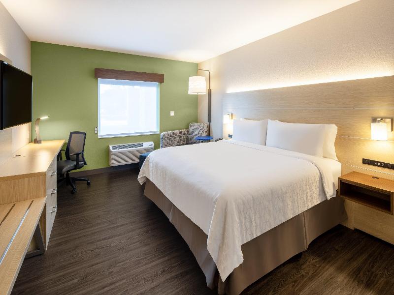 Holiday Inn Exp & Sts Ft Myers Beach-Sanibel G/wy image