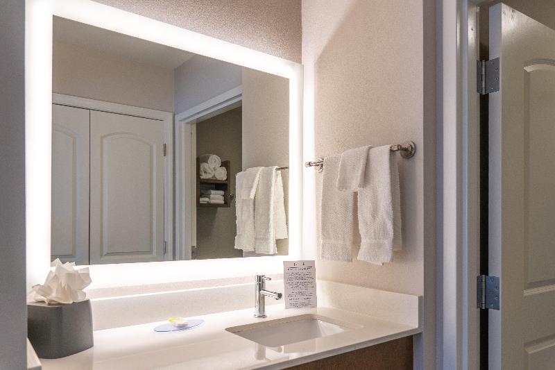 Staybridge Suites Summerville - Charleston Area image
