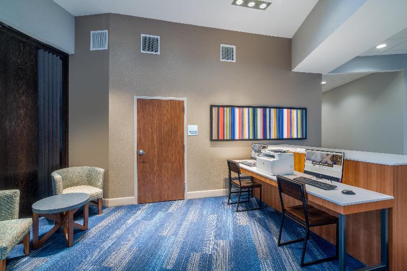 Holiday Inn Express & Suites St Peters image