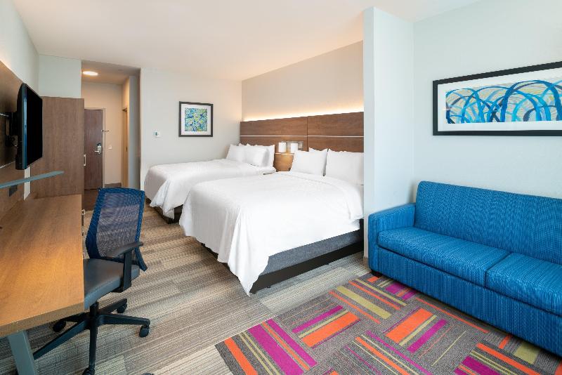 Holiday Inn Express & Suites St Peters image
