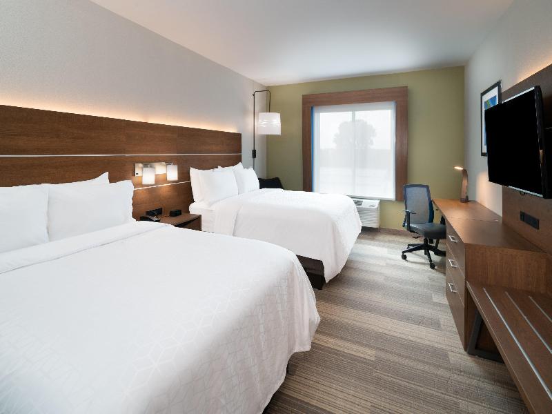 Holiday Inn Express & Suites St Peters image